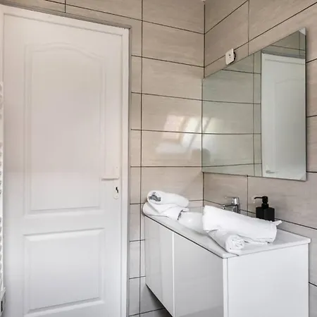 Grand Confort, Apartment Osny