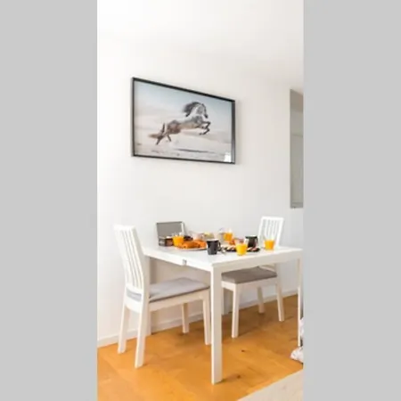 Apartment Grand Confort, Osny